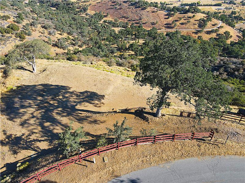 Imagine owning the tip of the mountain perched at a dramatic hairpin turn overlooking the lake.  Ok, now stop imagining.