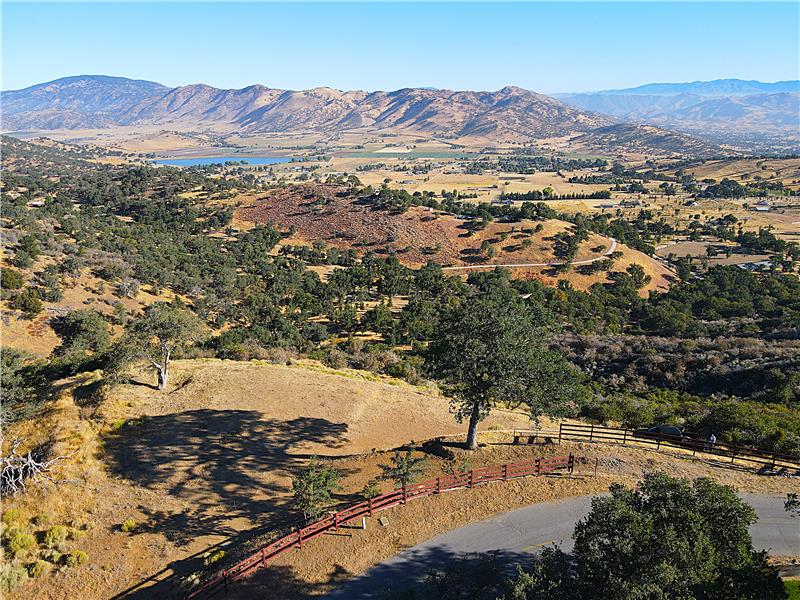 While these pics were taken late summer, it's amazing how Alpine Forest retains so much green throughout the year!
