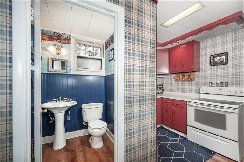 1 Aberdeen - Powder Room 