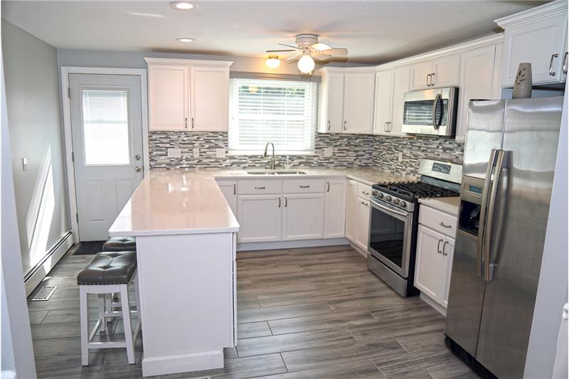 Stunning quartz counters in the Eat in Kitchen