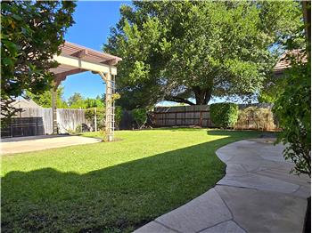 Could this be the layout, lot size, and backyard setting youve been waiting for?