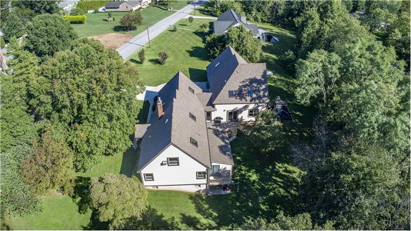 100 Russell Rd - Ariel View