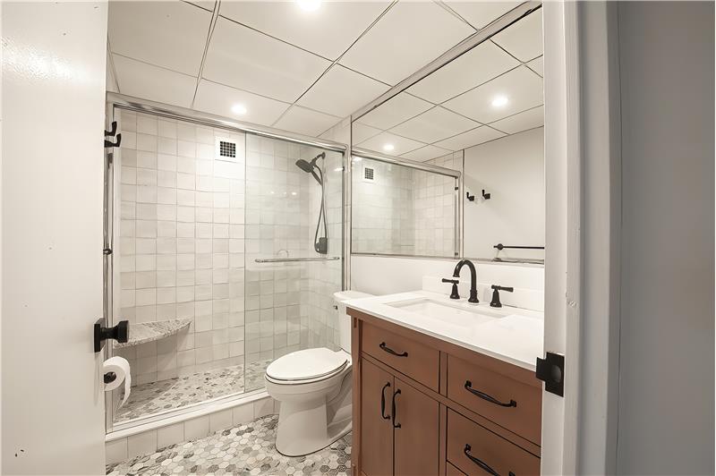 1001 City Ave E1010 -  Second bathroom 