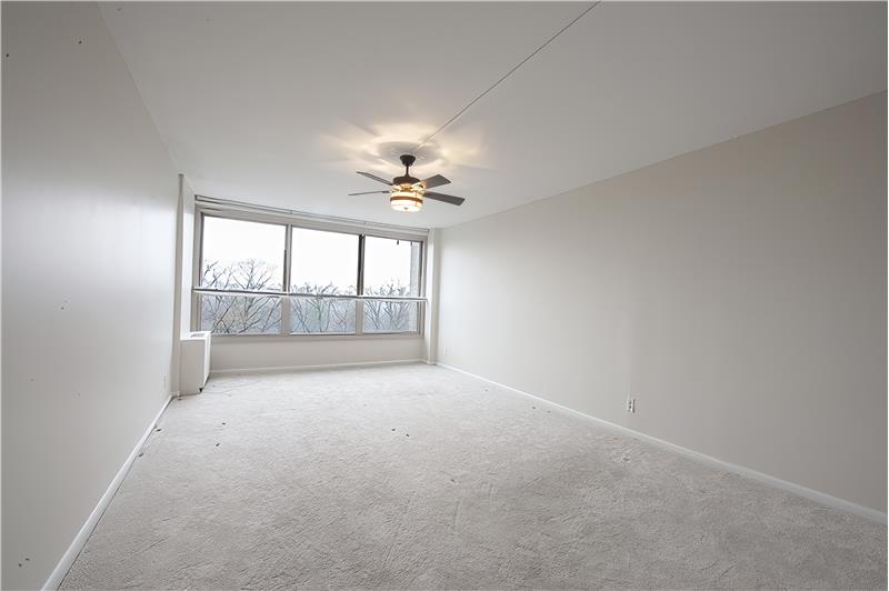 1001 City Ave E1010 - Second bedroom 
