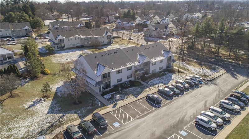 1003 Horeshoe - Ariel View of Chesterview