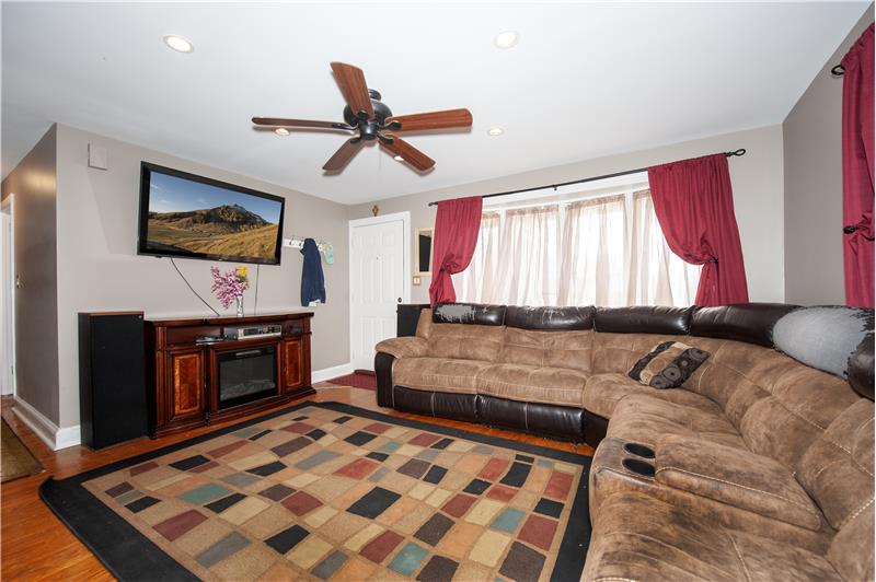 1009 N Forrest Avenue, Norristown