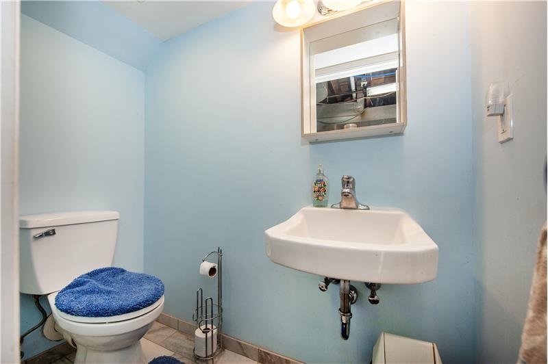 1009 N Forrest Avenue, Norristown