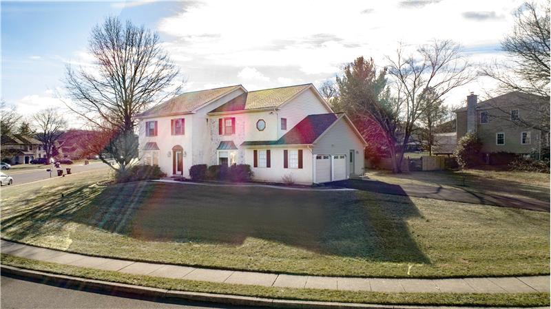 1016 Winding River - Exterior