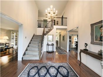 1016 Winding River - Entry