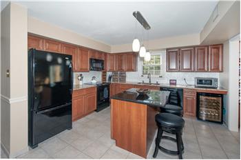 1016 Winding River - kitchen