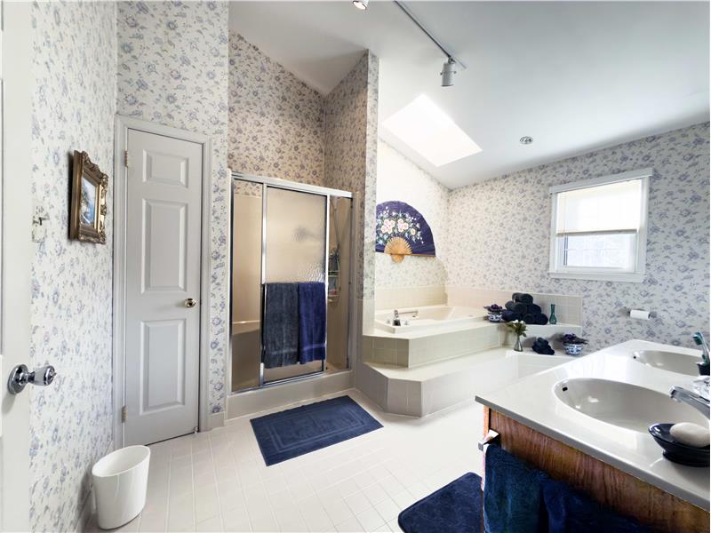 1016 Winding River - Bathroom 1