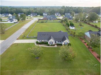 Primary listing photos for listing ID 524640