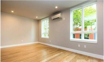 Primary listing photos for listing ID 642810