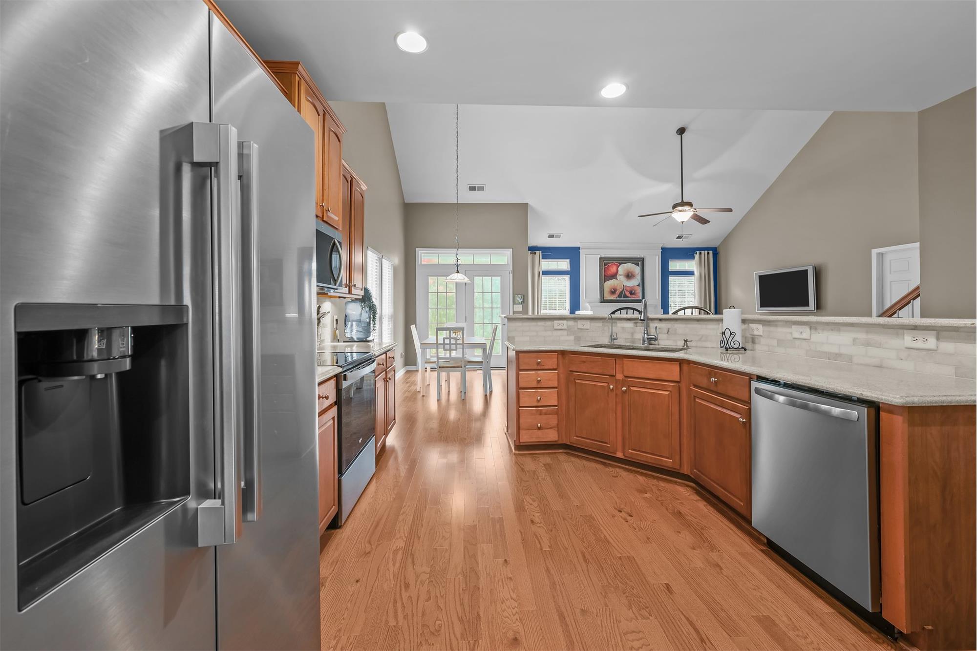 https://realbird.blob.core.windows.net/rb-photos/10217-linskland-drive-huntersville-nc-28078_J9G4T5D6_641661_638875785543209982_80x60.jpg