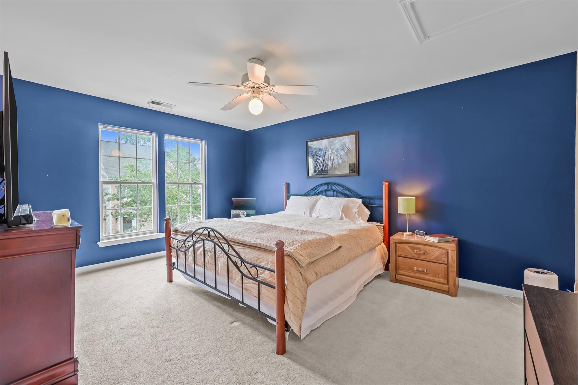https://realbird.blob.core.windows.net/rb-photos/10217-linskland-drive-huntersville-nc-28078_J9G4T5D6_641661_638875786796926793_80x60.jpg