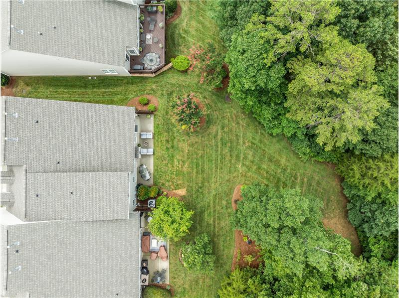 Aerial view of home's outdoor living space