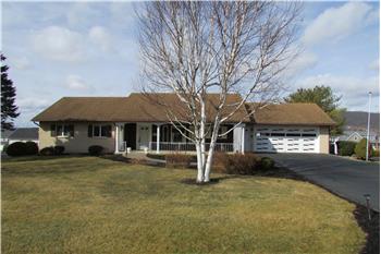 Primary listing photos for listing ID 639499