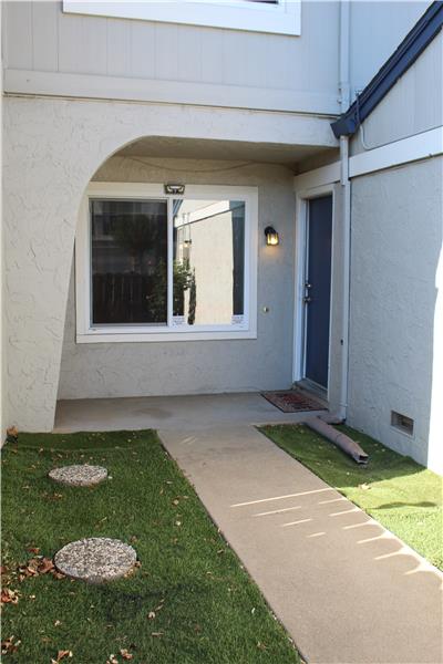Front Patio - Artificial Grass