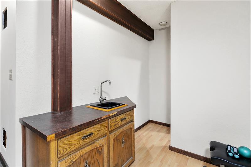 Wet Bar area in downstairs Rec Room.
