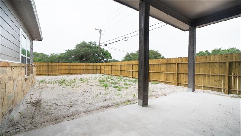 Patio / Outdoor Living