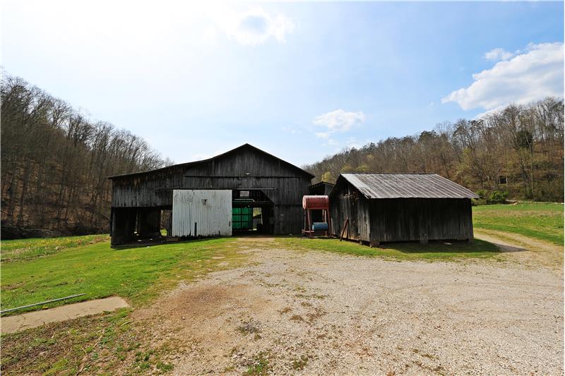Property pictures of 10393 Whitten Ridge Rd, Glenwood, WV 25520, USA