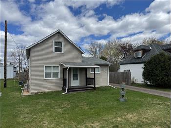 Primary listing photos for listing ID 647027