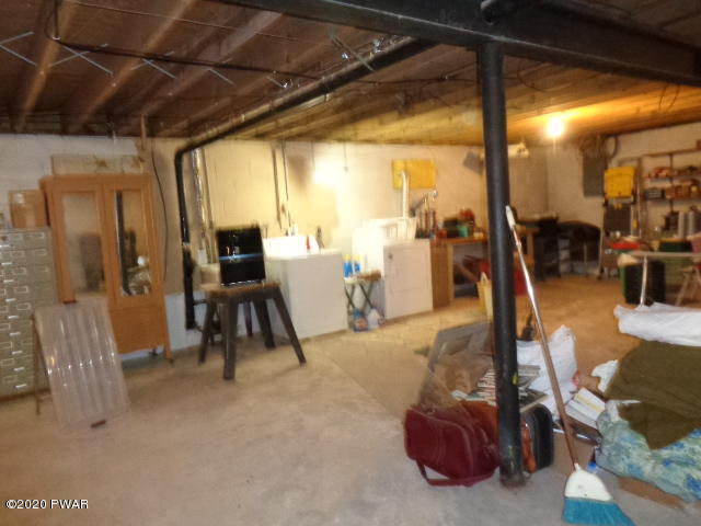 Unfinished Basement with W/D