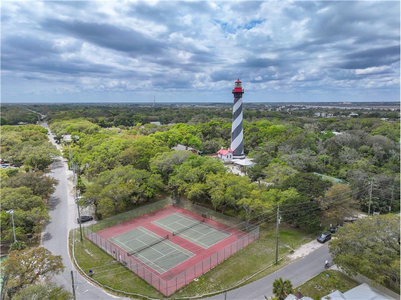 Community tennis courts
