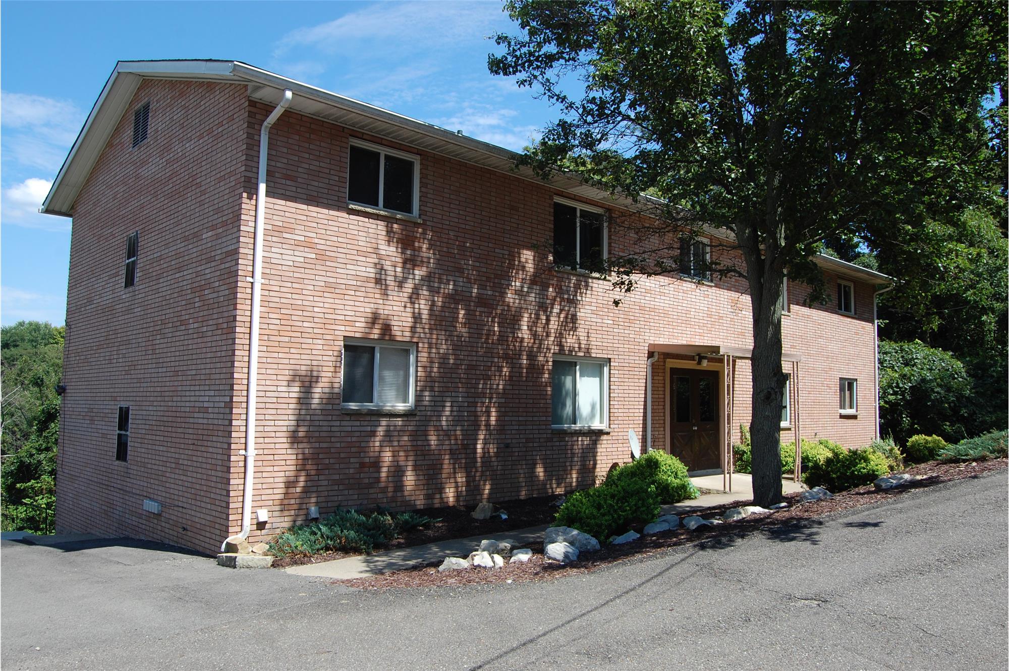 Property pictures of 106 Cunningham Lane Rear Apt 5, Steubenville, OH