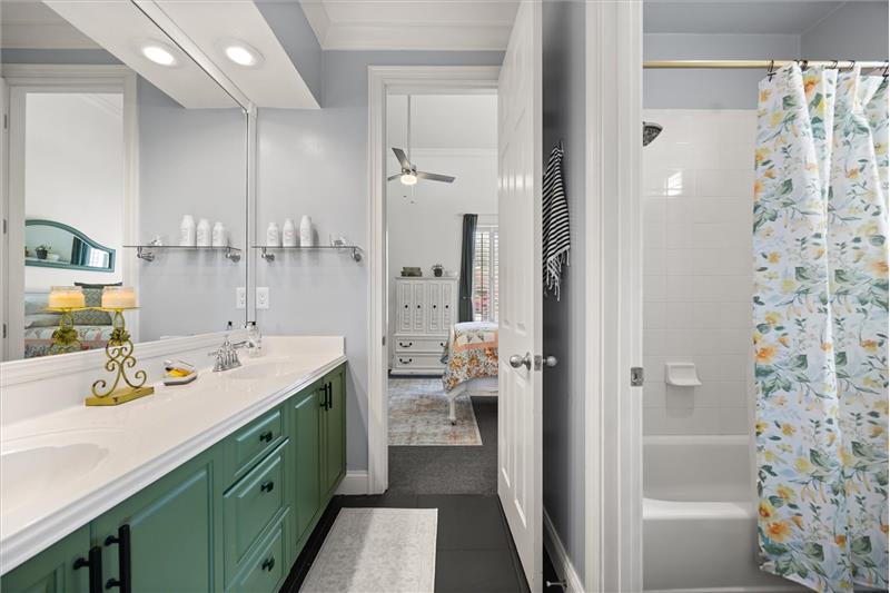 Jack and Jill Bath between bedrooms 2 & 3