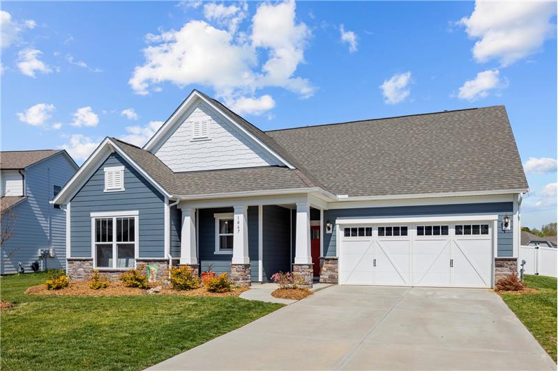 Low maintenance hardiplank siding, covered entrance/porch