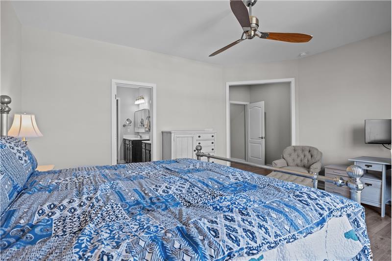 Owner's bedroom