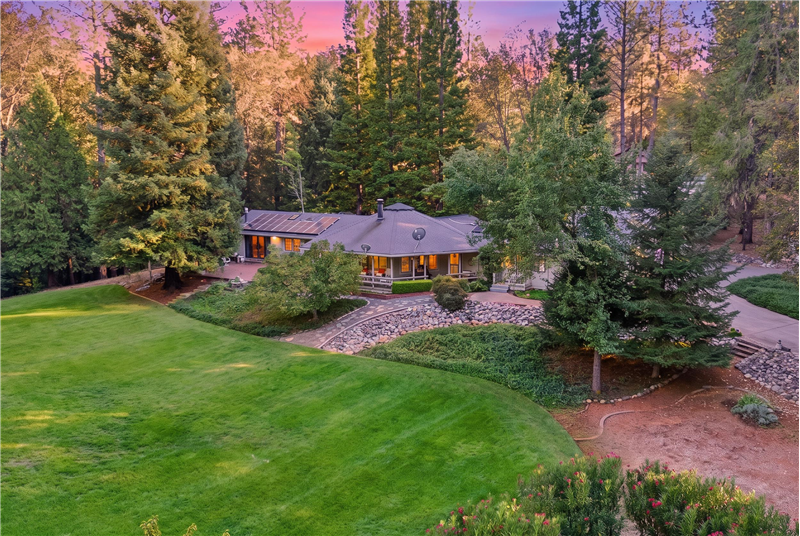 10 Acres with Year Round Deer Creek on property