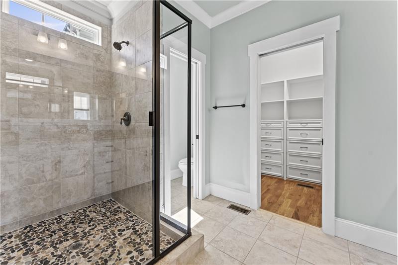 1st Floor Primary Bathroom