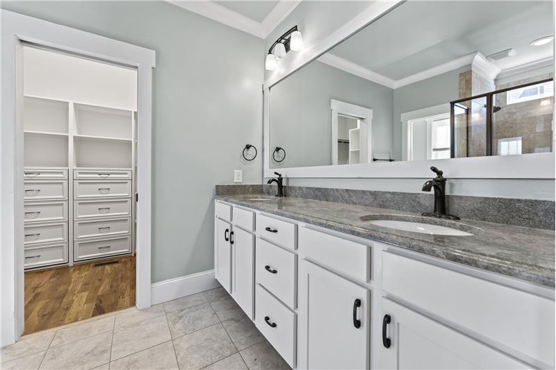 1st Floor Primary Bathroom