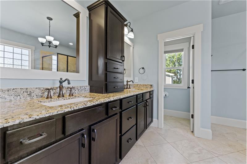 2nd Floor Primary Bathroom