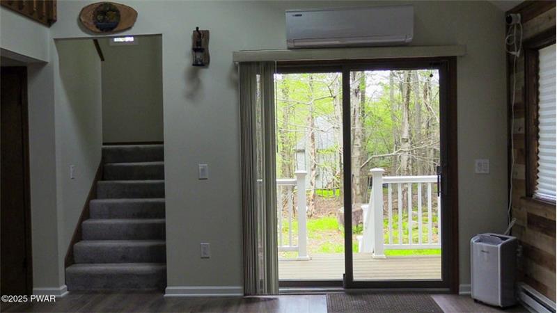 Glass Slider to Back Deck