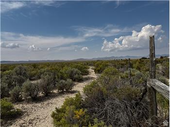 1087 Old Lincoln Highway, Skull Valley, UT