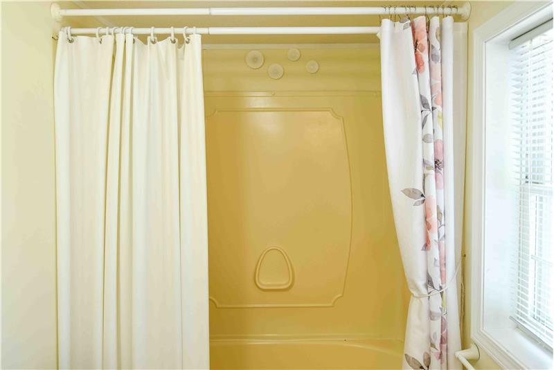 
                            Property Image 129