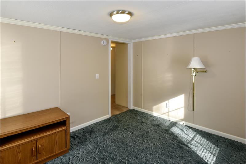 
                            Property Image 135