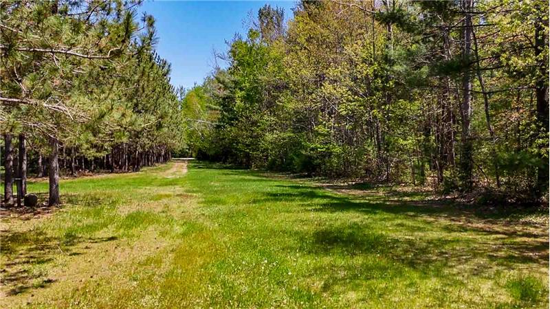 
                            Property Image 212