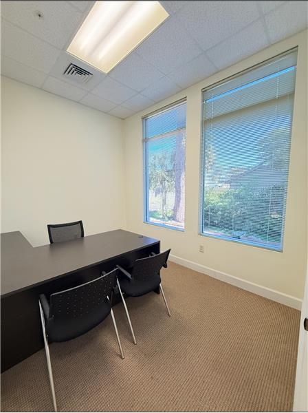 Office Space with double window