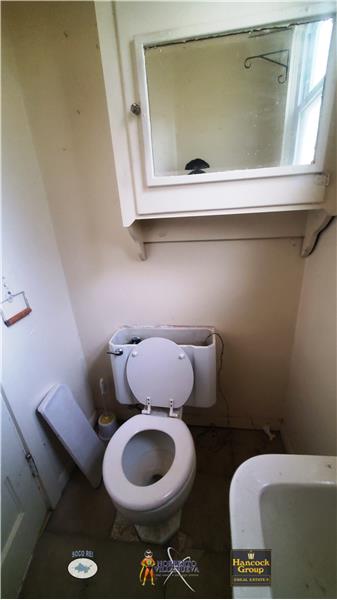 Lower bath