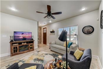 Livingroom area