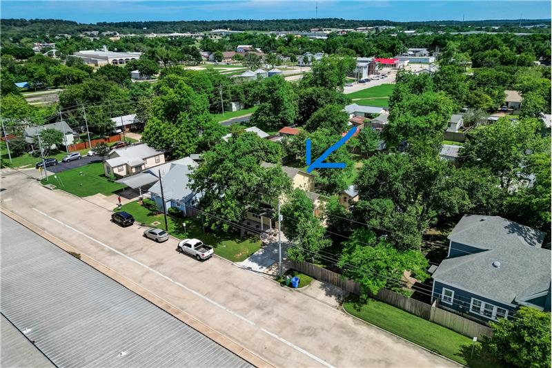 Located in downtown Bastrop. Across the street from Mina Elementary School. 2 blocks from Chestnut Street, Bastrop Convention Ct