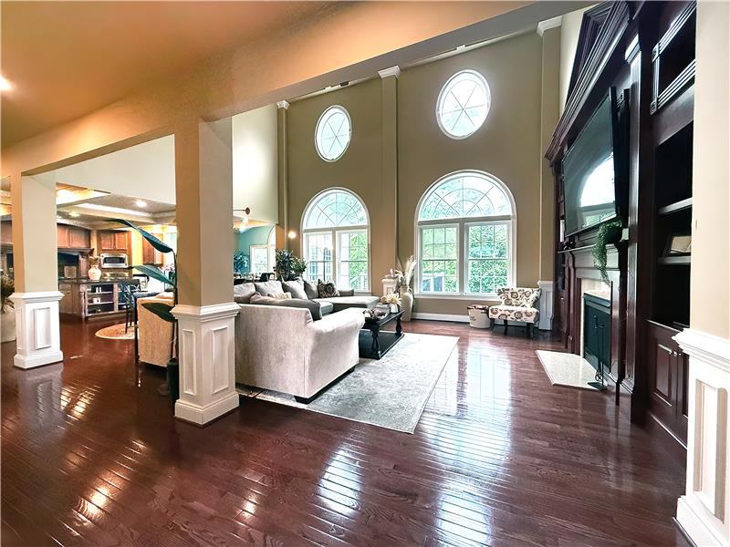 1103 Judson - Family Room