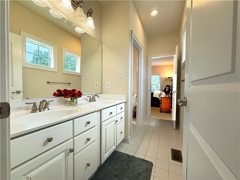 1103 Judson - Bathroom #