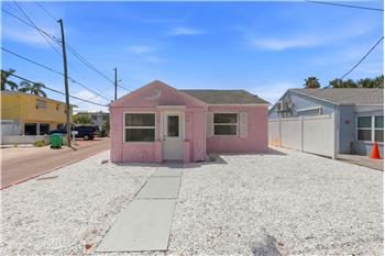 111 123rd Ave E, Treasure Island, FL