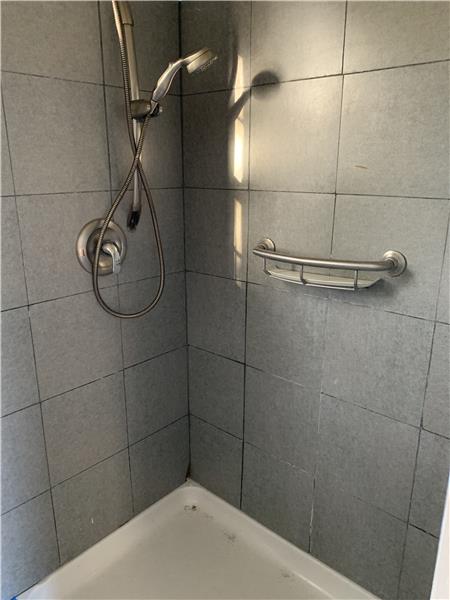 Shower bath 1st floor