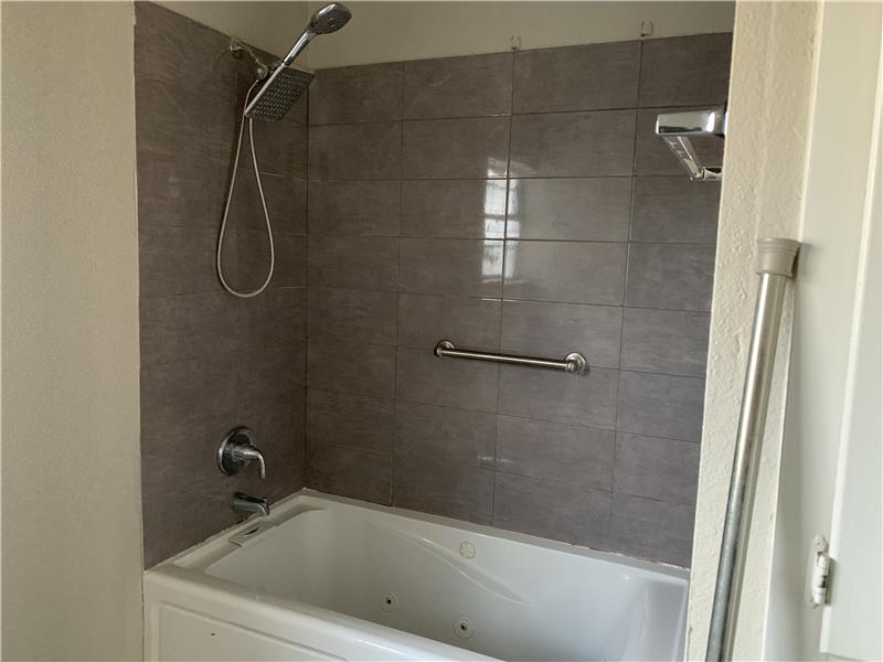 Master bath 